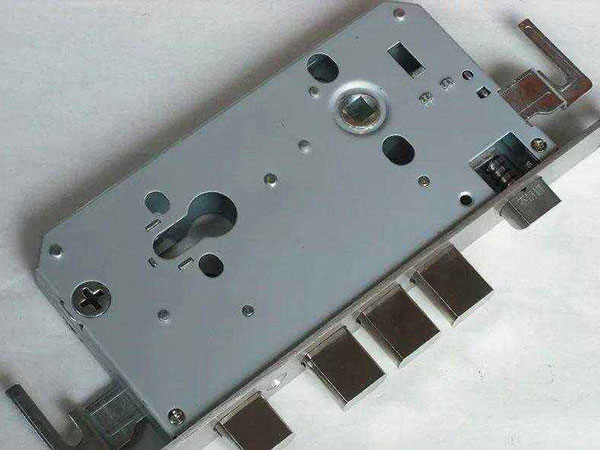 仁布24小时上门开锁公司